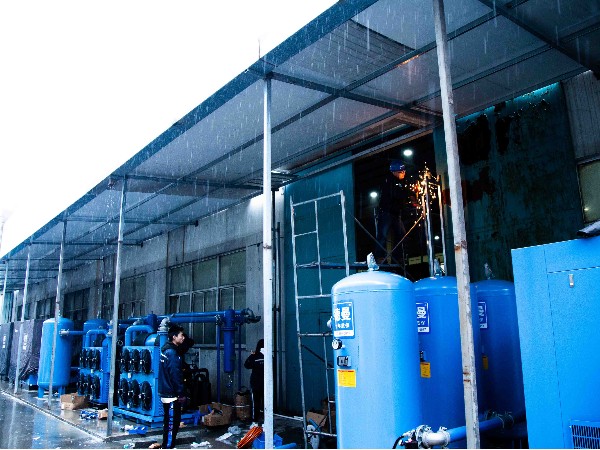 德曼助力寧波某新材料股份有限公司空壓機站